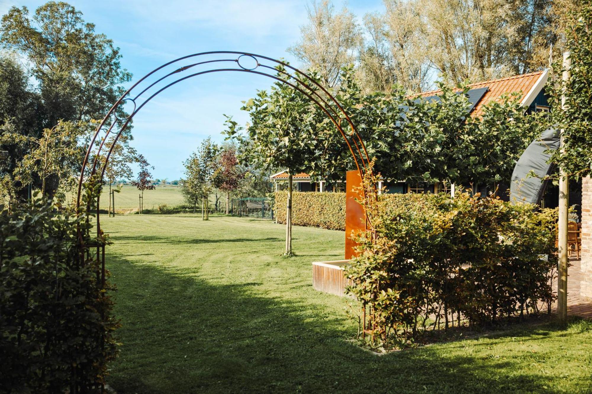 B&B Landelijke Rust Lutjewinkel Exterior foto